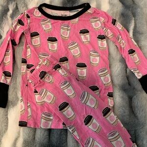 Set of two pajama sets